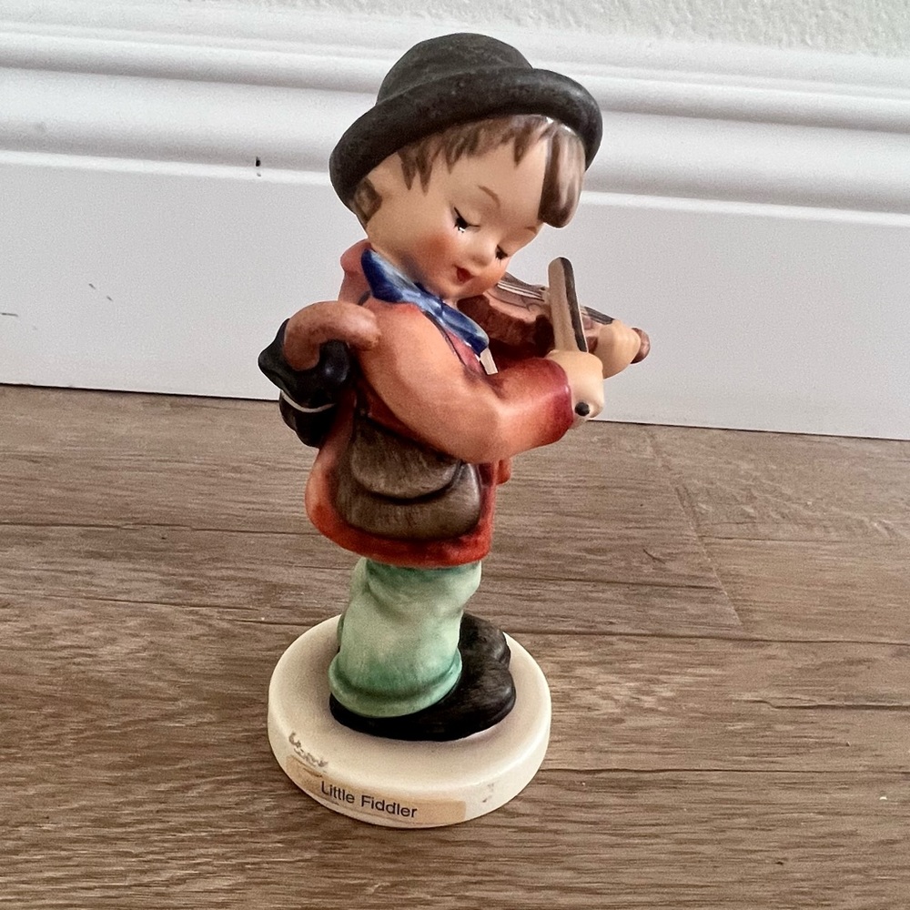 Vintage Signed‎ Tall 5” TMK-6 Goebel W. Germany Hummel “Little Fiddler” Figurine